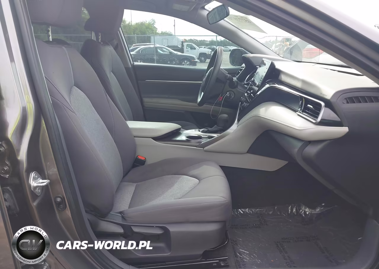 2022 Toyota Camry Le VIN:4T1C11AK6NU675704 - 5