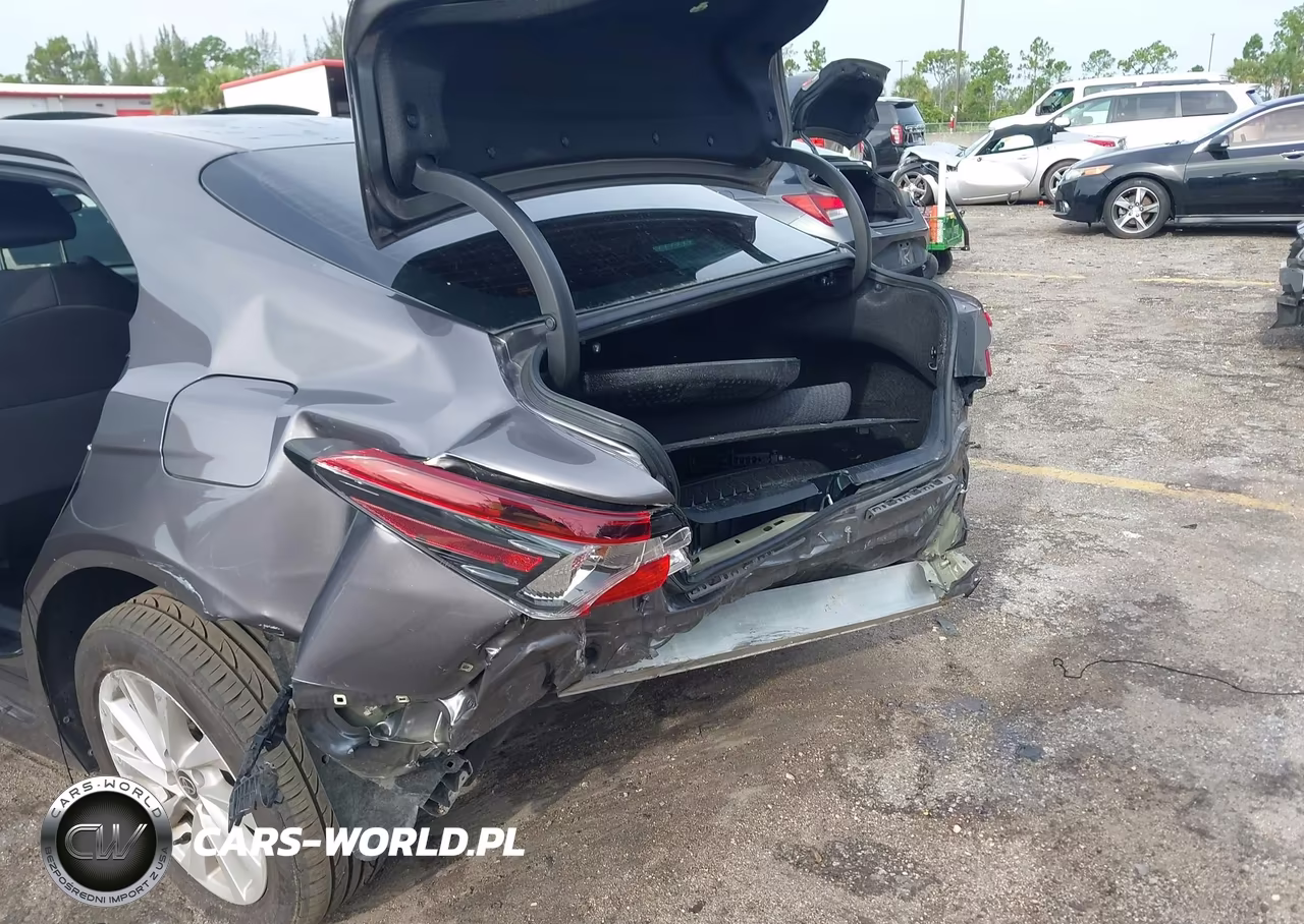 2022 Toyota Camry Le VIN:4T1C11AK6NU675704 - 6
