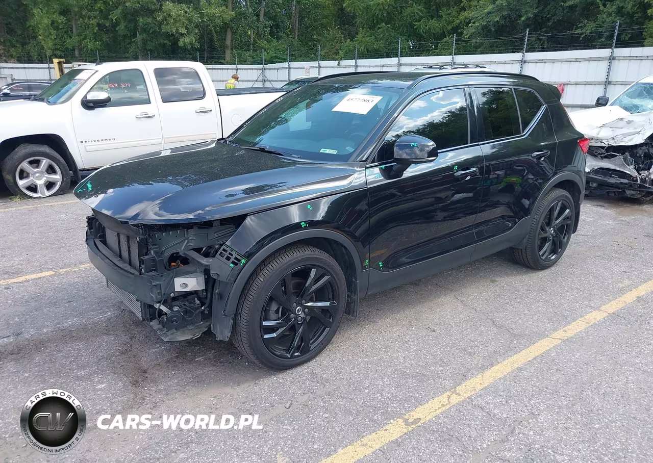 2022 Volvo Xc40 T5 R-Design VIN:YV4162UM0N2661855 - 2