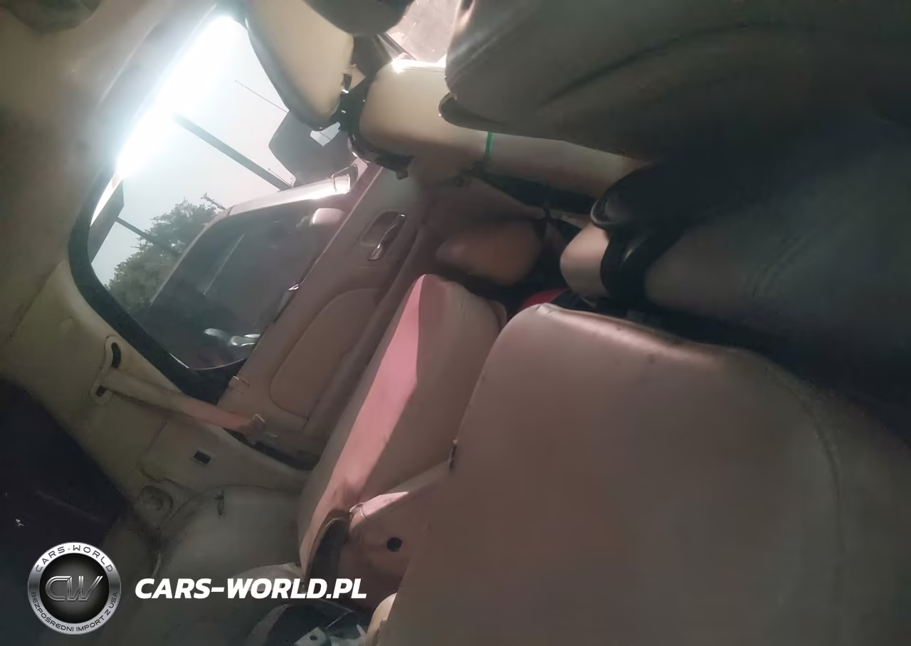 2008 Cadillac Escalade VIN:1GYEC63868R131341 - 8
