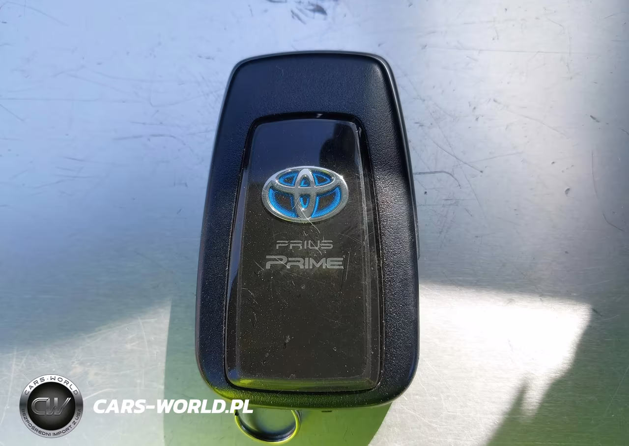 2020 Toyota Prius Prime Xle VIN:JTDKARFP1L3159501 - 11