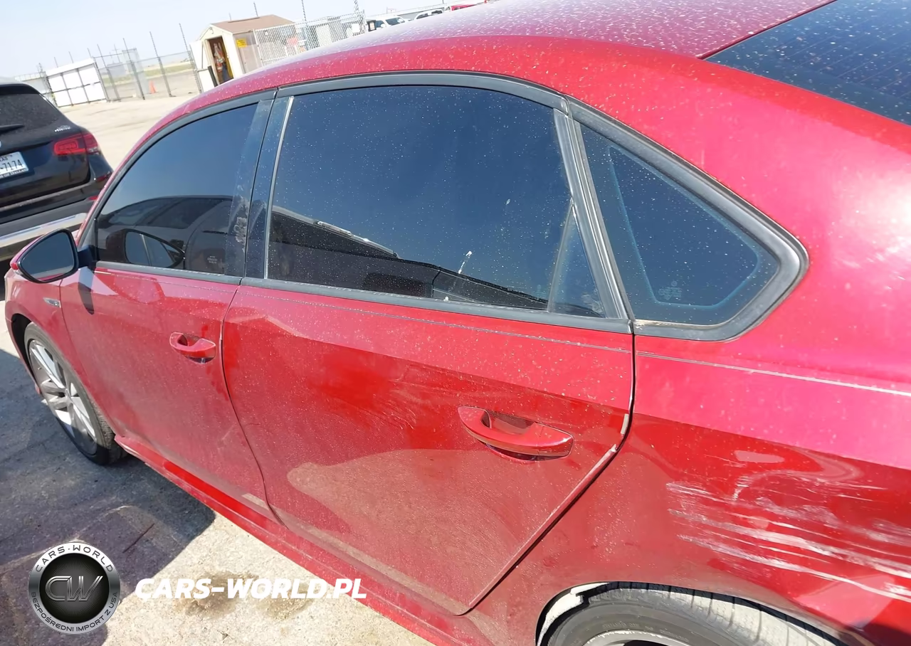 2018 Volkswagen Passat 2.0T R-Line-2.0T S VIN:1VWAA7A32JC004308 - 14