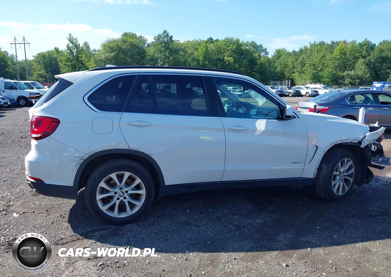 2016 BMW X5 xDrive35I VIN:5UXKR0C54G0P24269 - 13