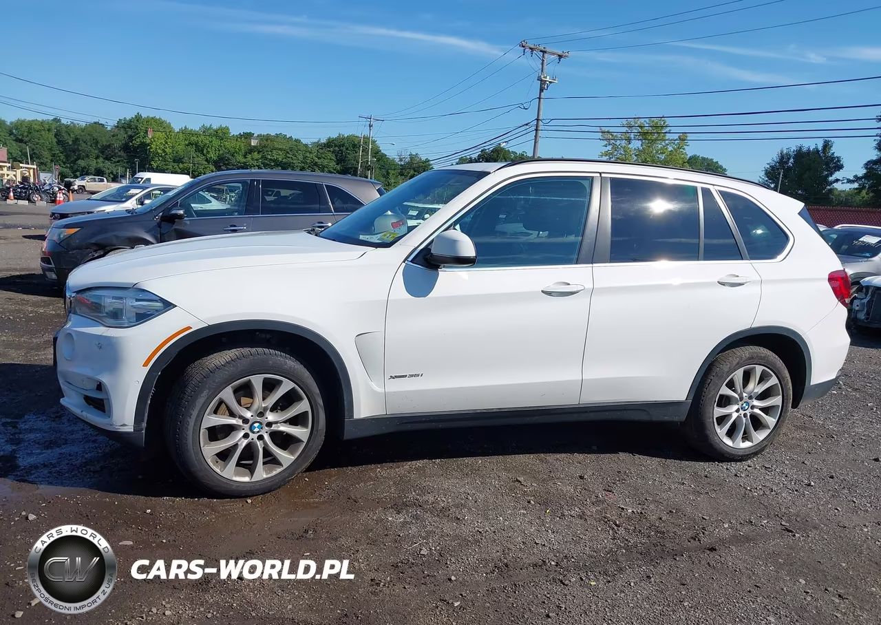 2016 BMW X5 xDrive35I VIN:5UXKR0C54G0P24269 - 14