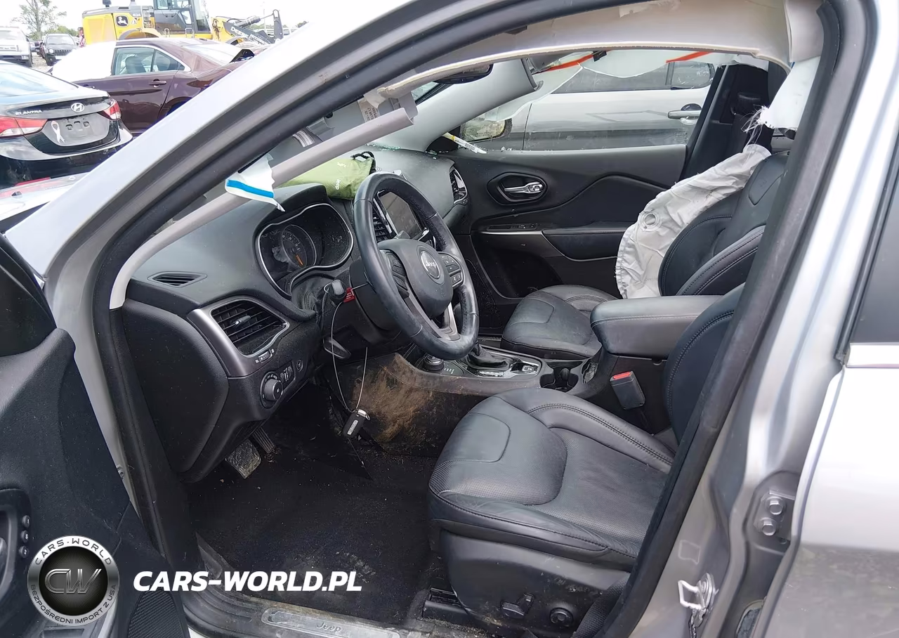 2021 Jeep Cherokee Limited 4X4 VIN:1C4PJMDNXMD151905 - 5