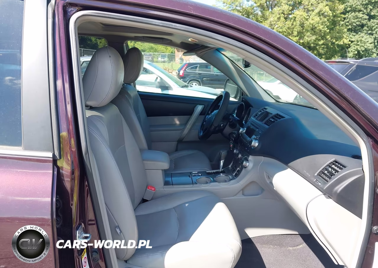 2011 Toyota Highlander Se V6 VIN:5TDBK3EHXBS048141 - 5