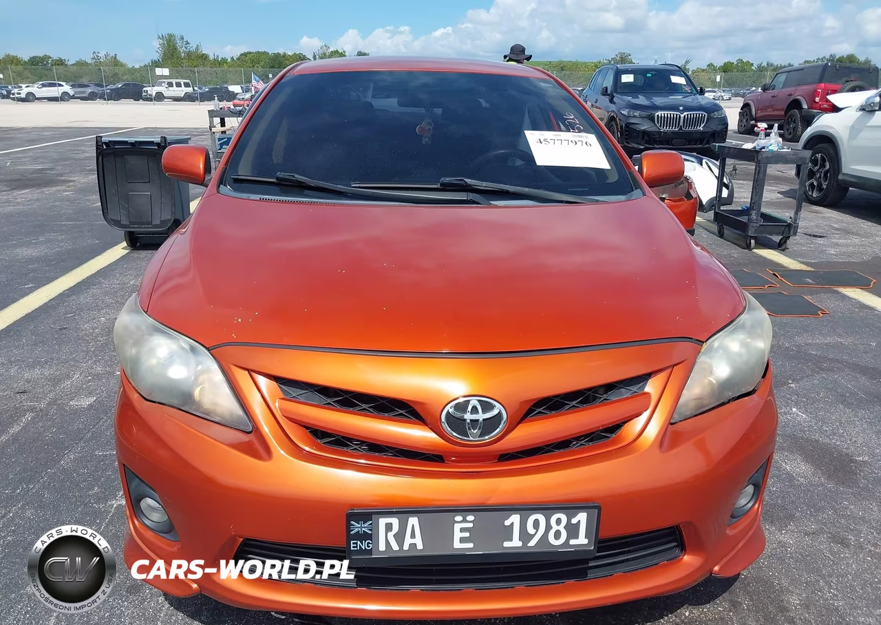 2013 Toyota Corolla S Special Edition VIN:2T1BU4EE9DC075526 - 13