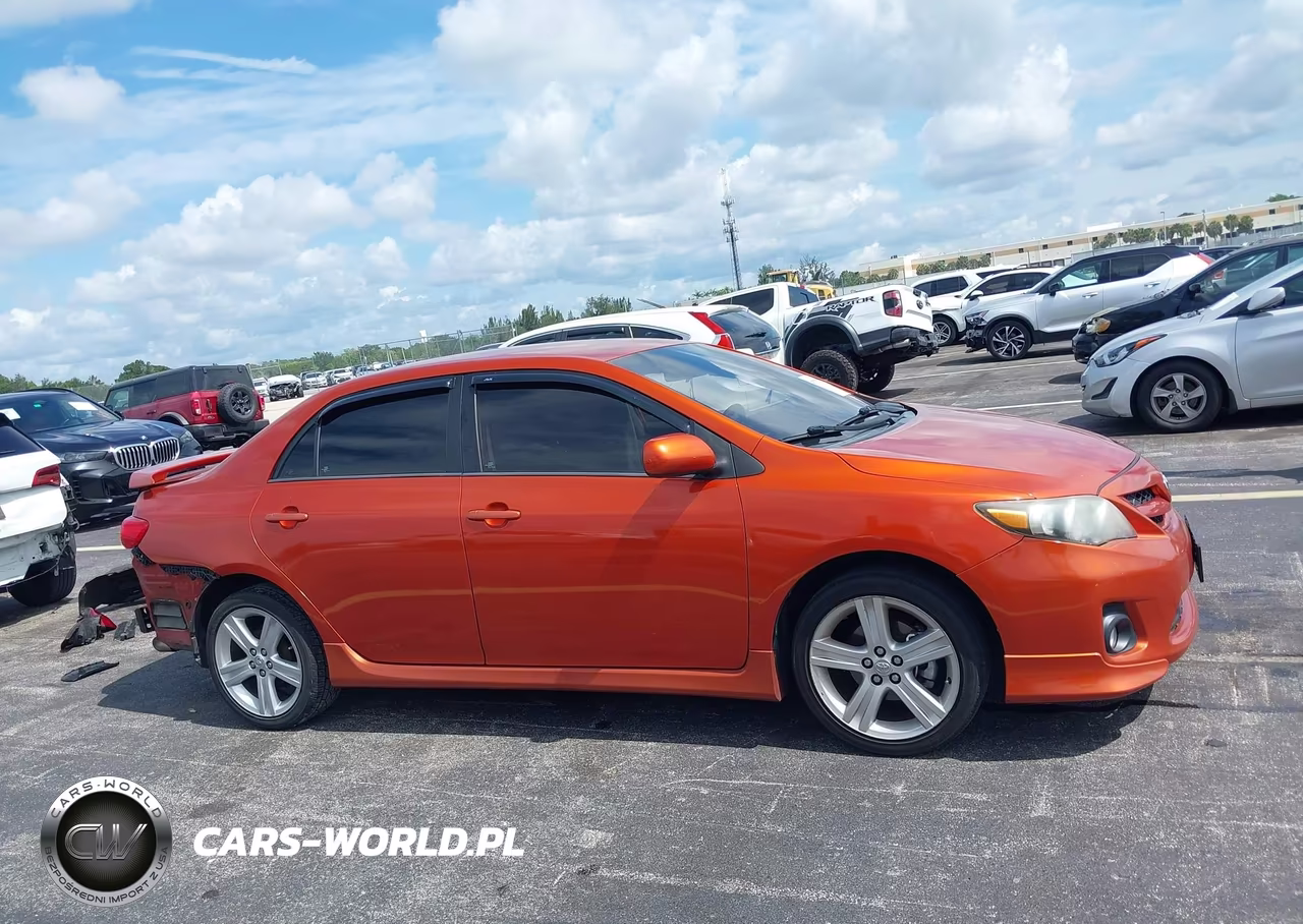 2013 Toyota Corolla S Special Edition VIN:2T1BU4EE9DC075526 - 14