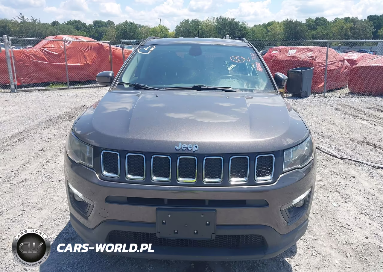 2018 Jeep Compass Latitude 4X4 VIN:3C4NJDBB1JT492583 - 13