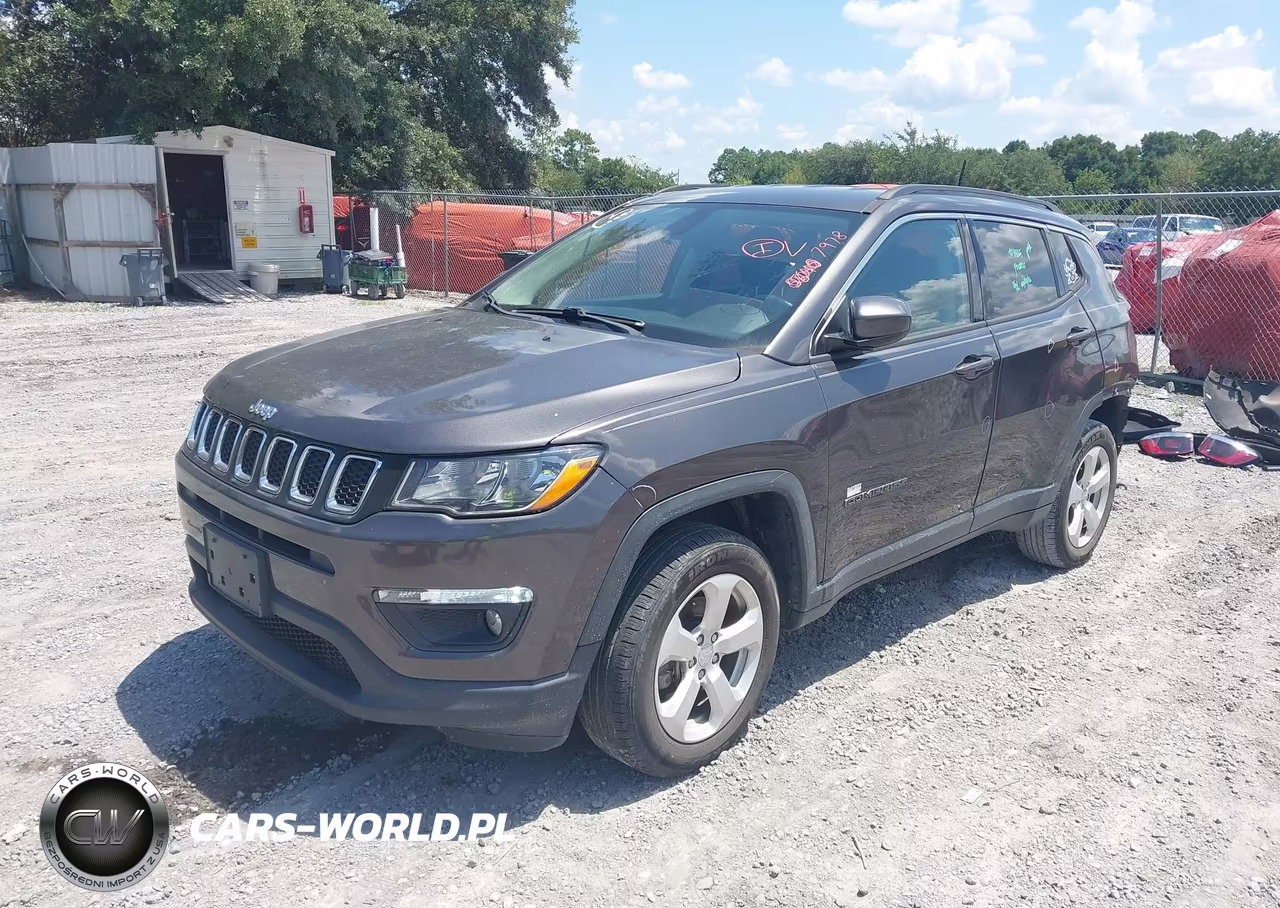 2018 Jeep Compass Latitude 4X4 VIN:3C4NJDBB1JT492583 - 2