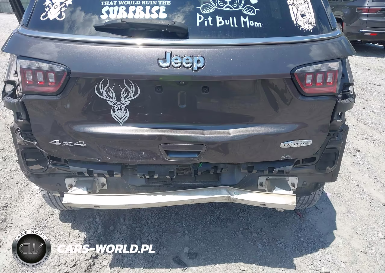 2018 Jeep Compass Latitude 4X4 VIN:3C4NJDBB1JT492583 - 6