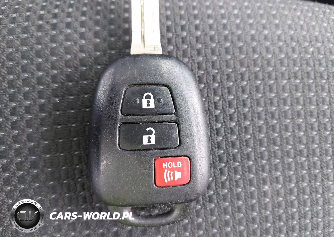 2018 Toyota Rav4 Xle VIN:2T3RFREV9JW789566 - 11