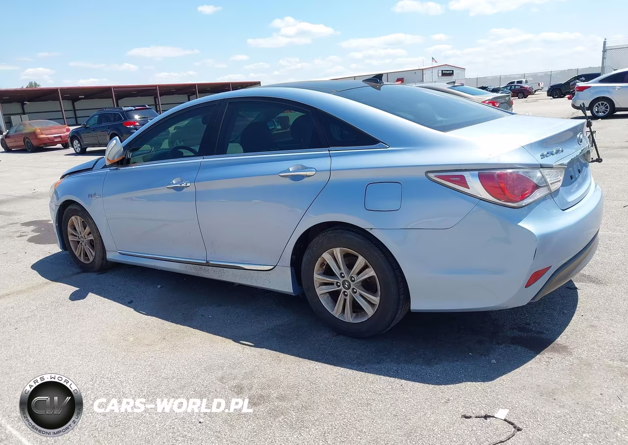 2012 Hyundai Sonata Hybrid VIN:KMHEC4A4XCA026301 - 3