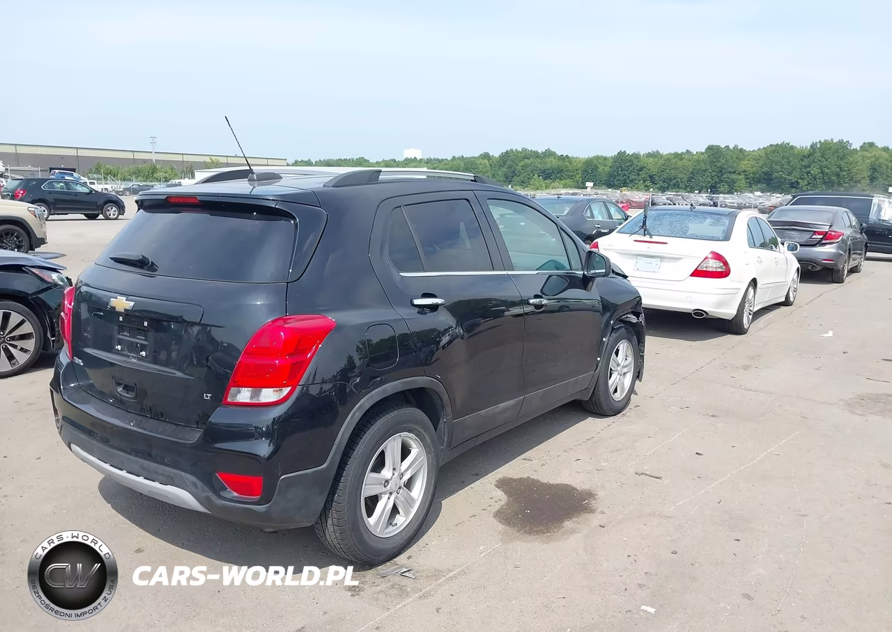 2019 Chevrolet Trax Lt VIN:KL7CJLSB4KB945354 - 4