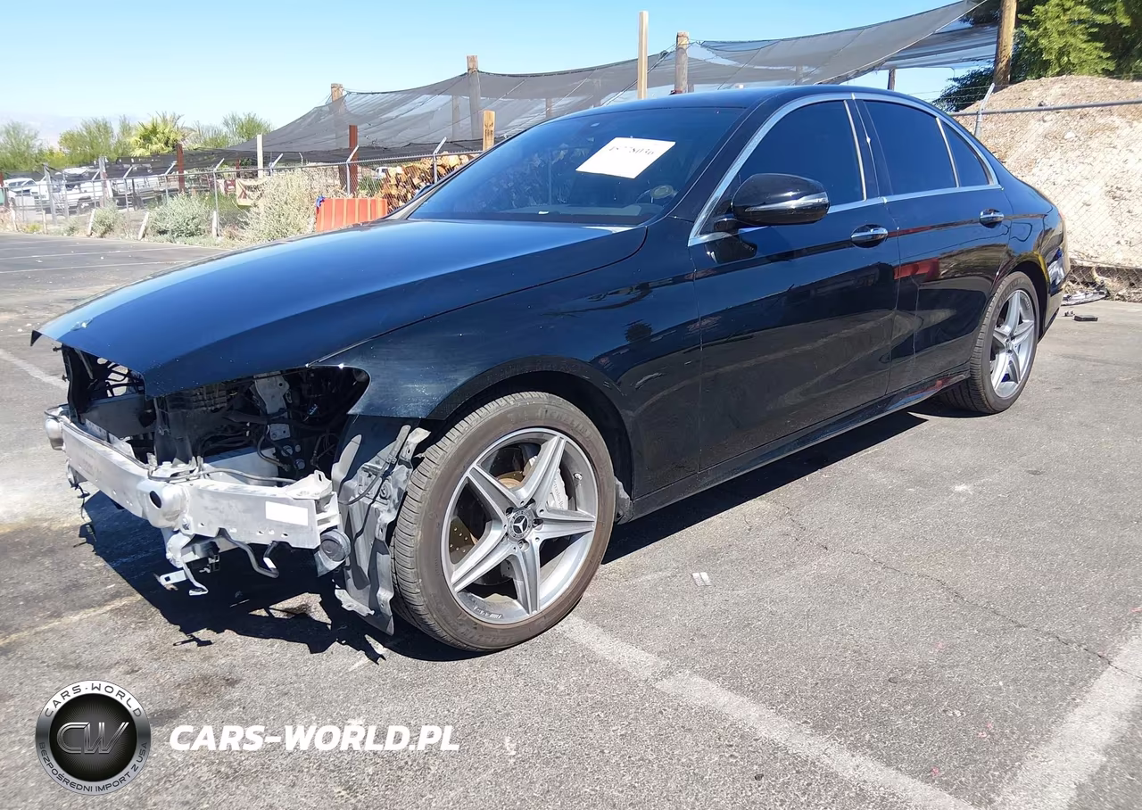 2018 Mercedes-Benz E 300 VIN:WDDZF4JB2JA304736 - 2