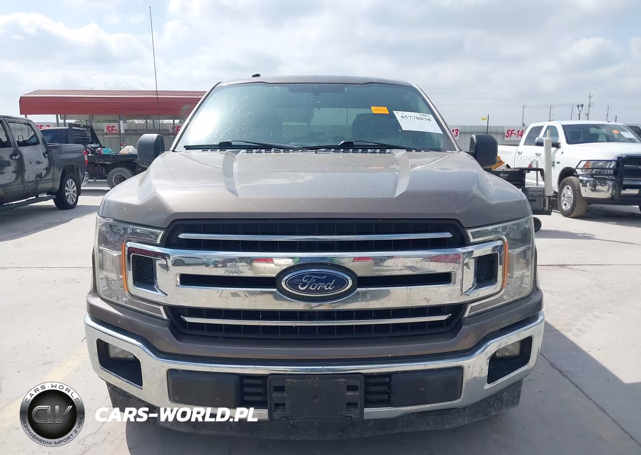 2018 Ford F-150 Xlt VIN:1FTEW1CB2JKC70117 - 12