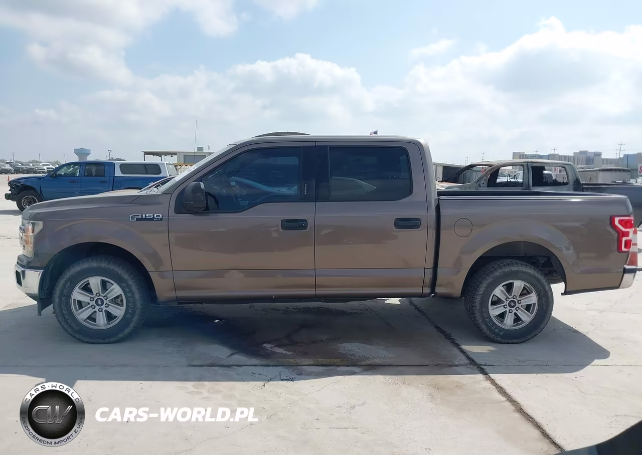 2018 Ford F-150 Xlt VIN:1FTEW1CB2JKC70117 - 14