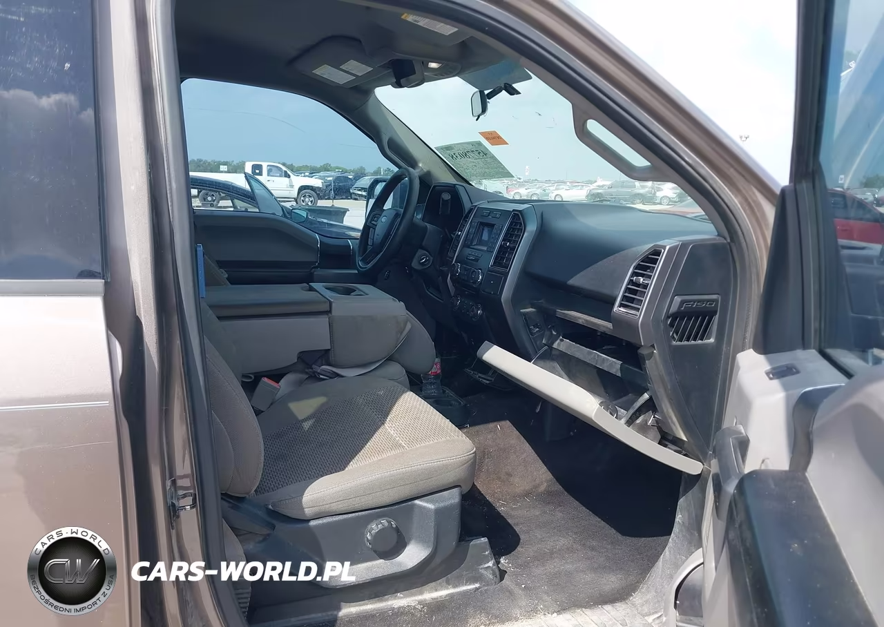 2018 Ford F-150 Xlt VIN:1FTEW1CB2JKC70117 - 5