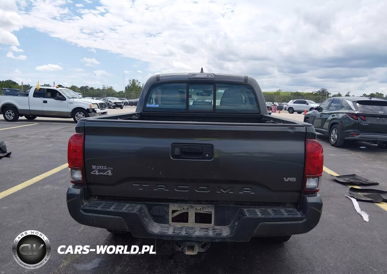 2018 Toyota Tacoma Sr V6 VIN:3TMCZ5AN1JM132628 - 16