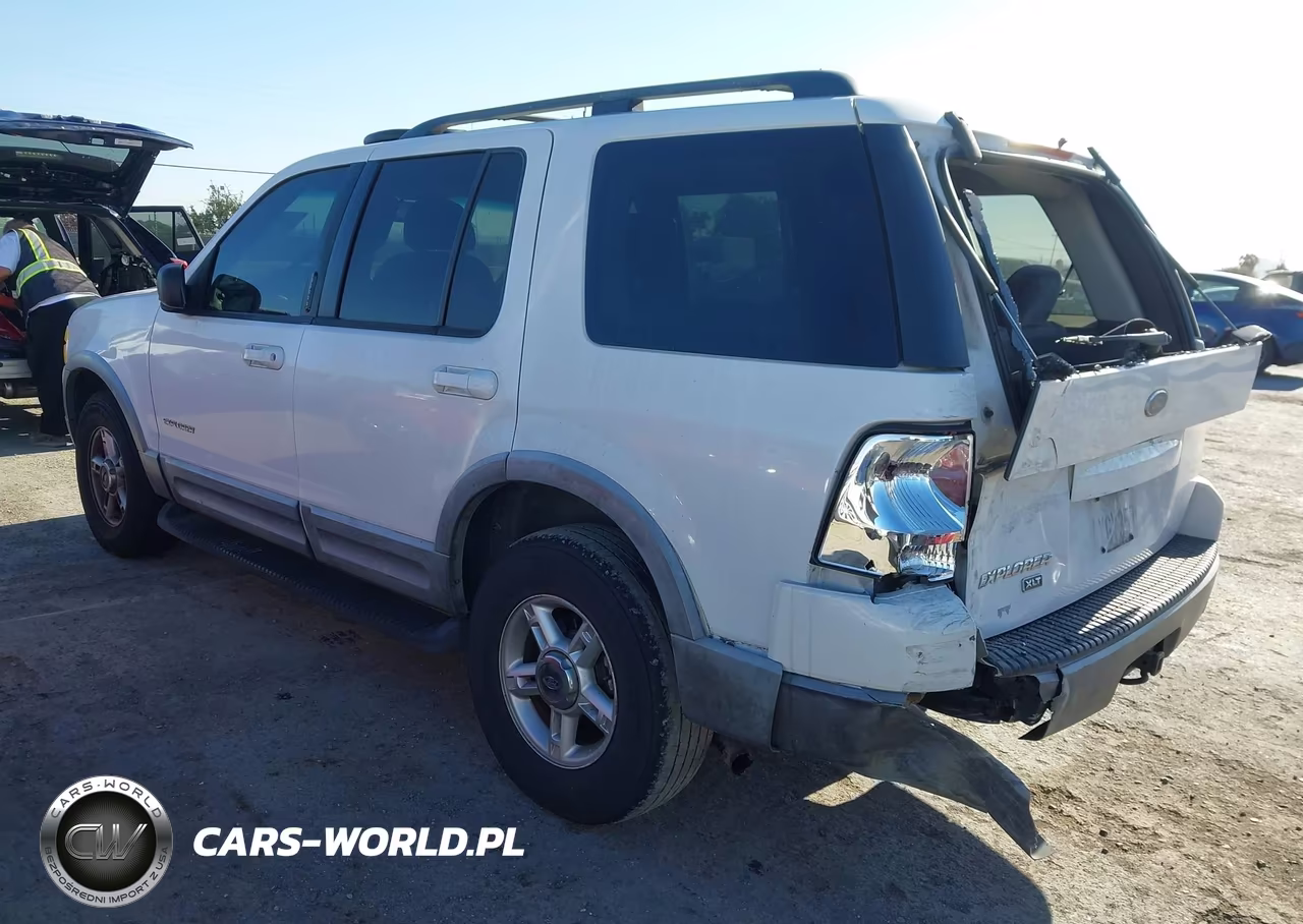2002 Ford Explorer Xlt VIN:1FMZU73K52ZC69297 - 3