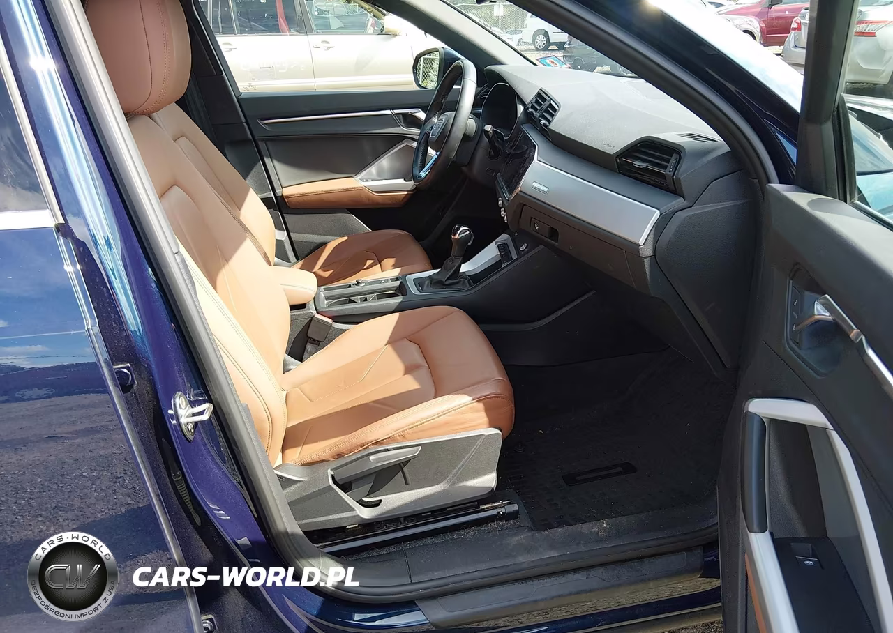 2020 Audi Q3 Premium 45 Tfsi Quattro Tiptronic VIN:WA1AECF39L1118775 - 5