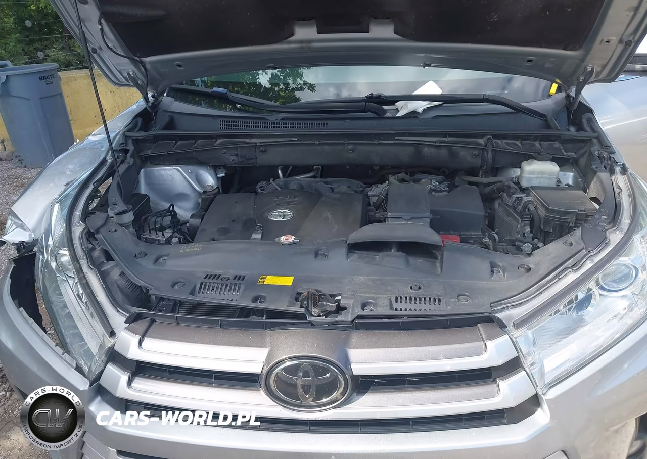 2018 Toyota Highlander Xle VIN:5TDJZRFH1JS850827 - 10