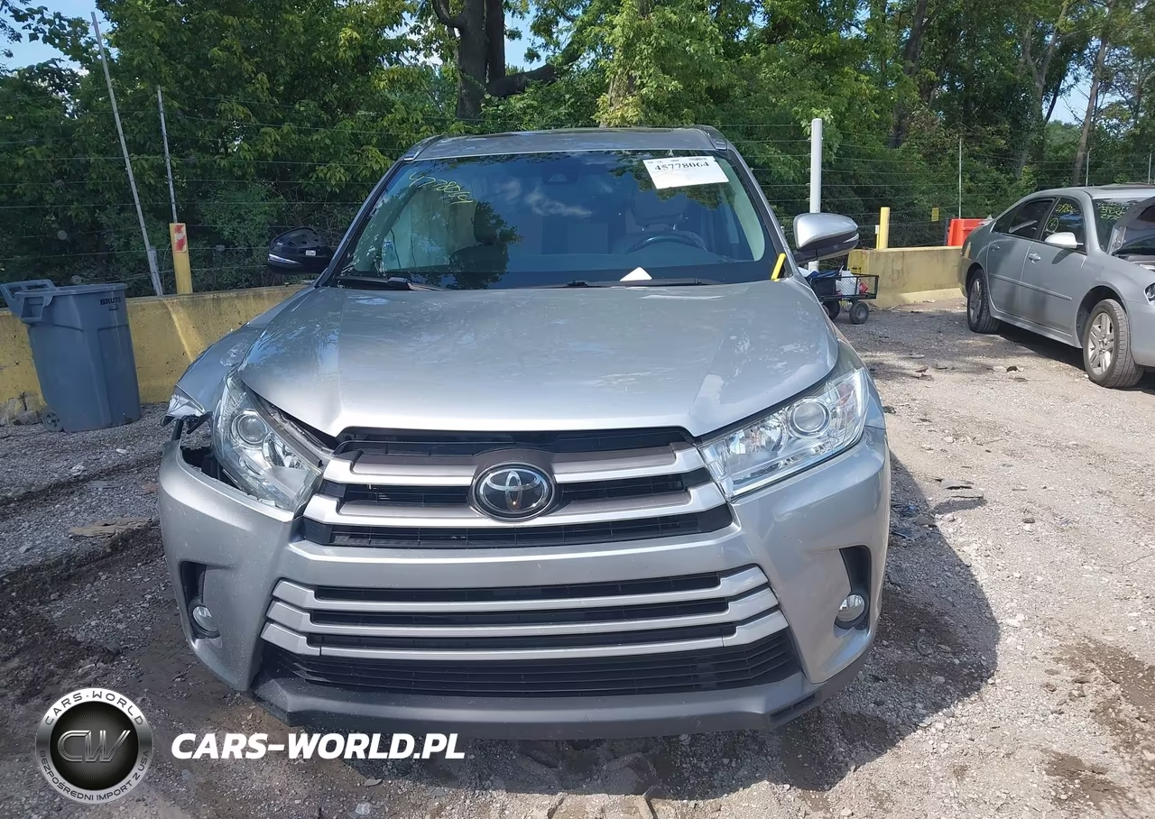 2018 Toyota Highlander Xle VIN:5TDJZRFH1JS850827 - 12