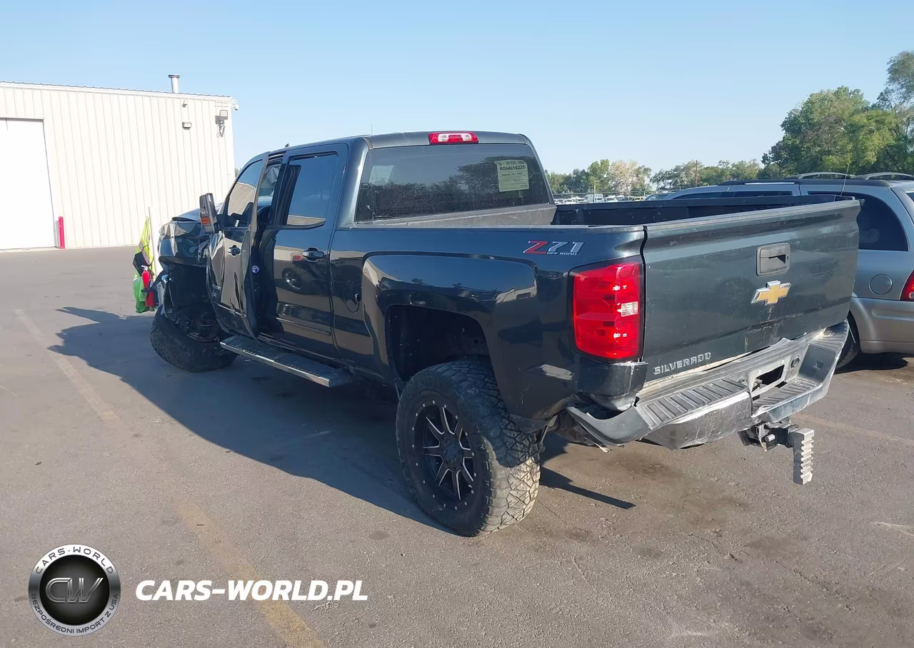 2018 Chevrolet Silverado 2500Hd Lt VIN:1GC1KVEY0JF139425 - 3