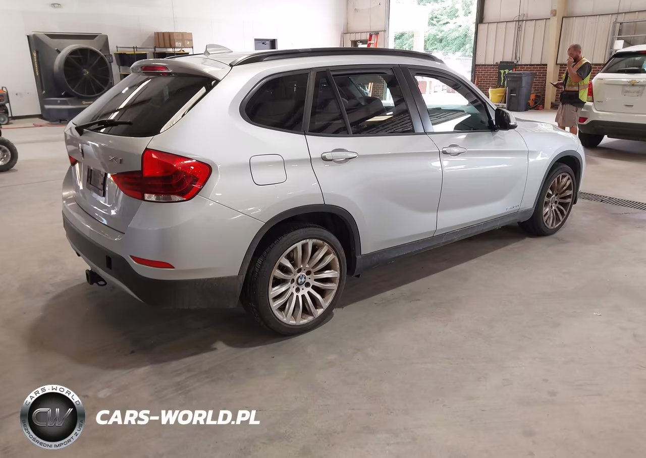 2014 BMW X1 Sdrive28I VIN:WBAVM1C58EVW51391 - 4