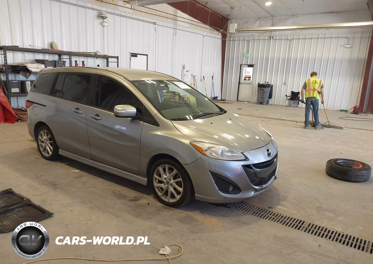 2013 Mazda Mazda5 Touring – zdjęcie 1 z 17