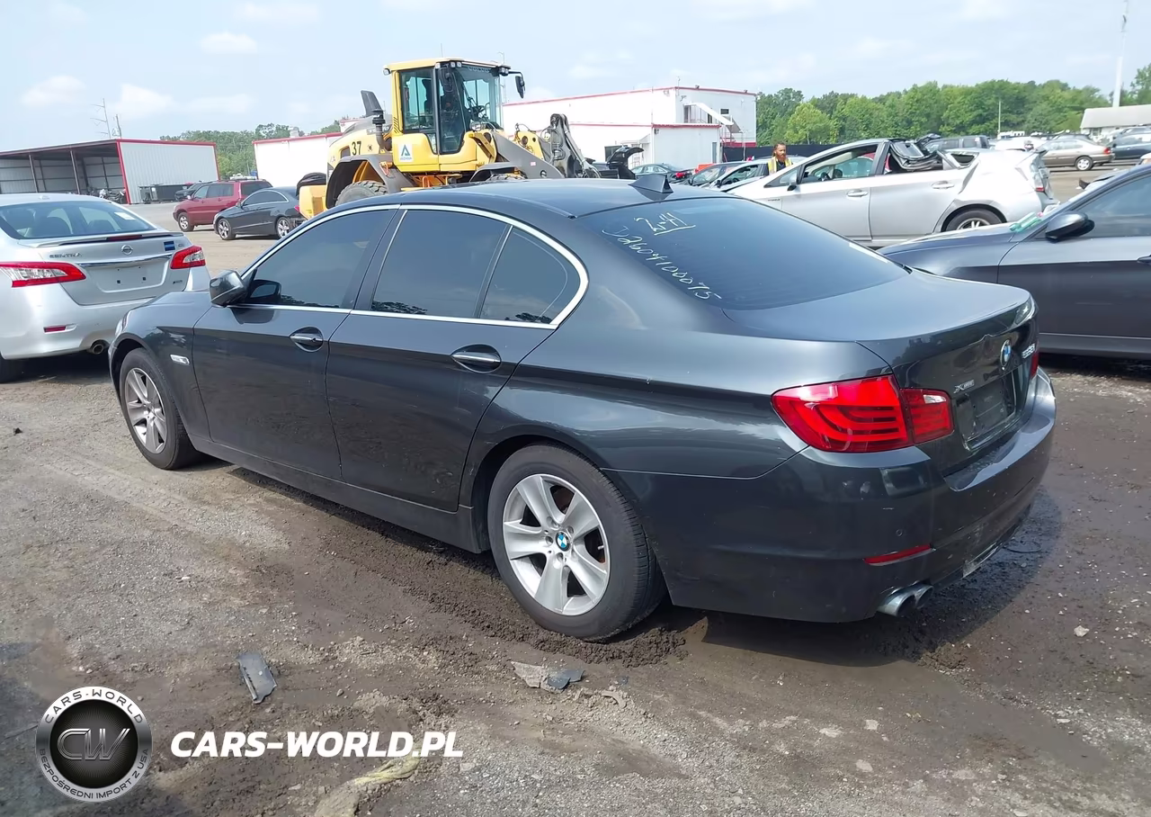 2013 BMW 528I xDrive VIN:WBAXH5C53DD115408 - 3