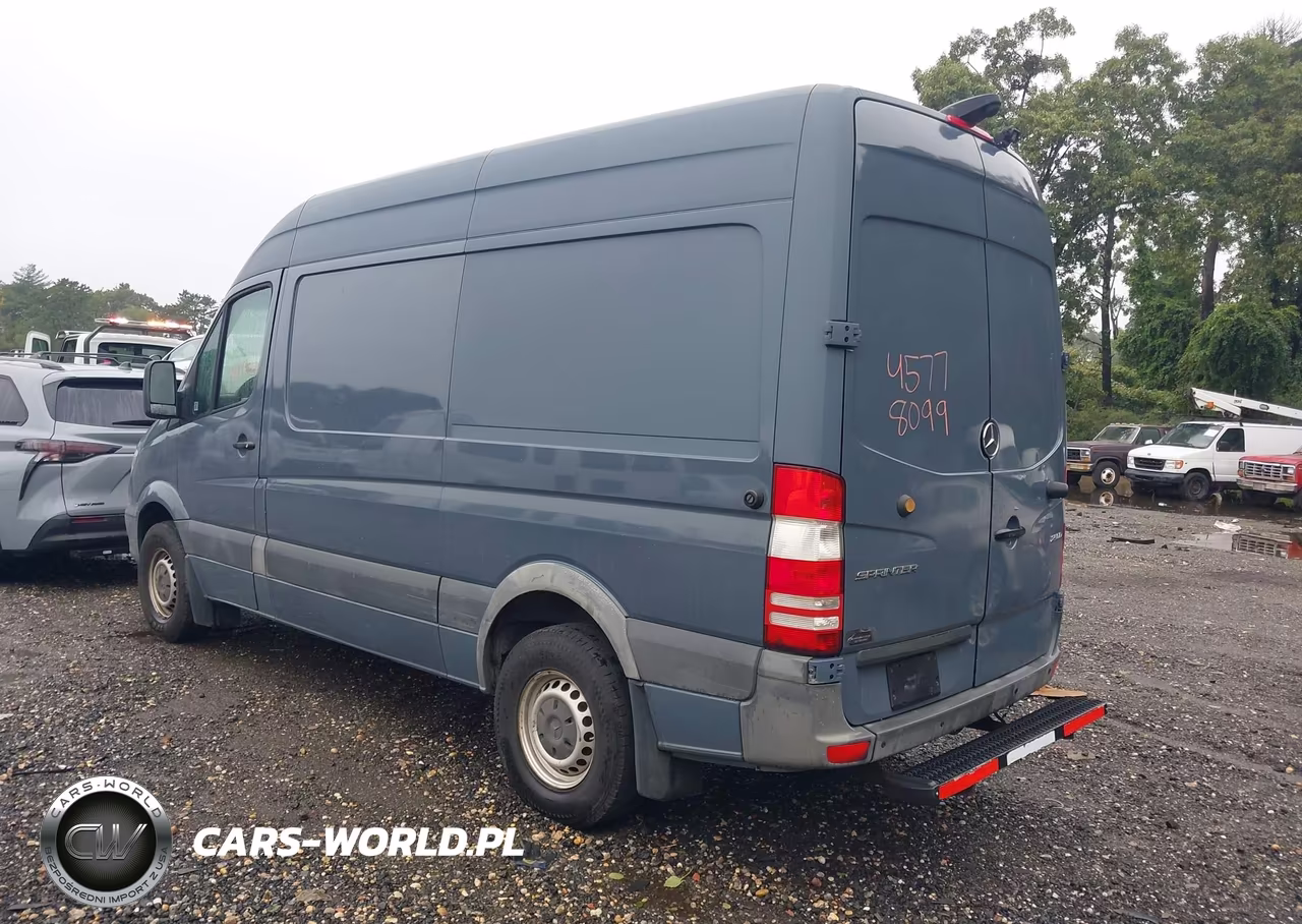 2018 Mercedes-Benz Sprinter 2500 Standard Roof V6 VIN:WD3PE7CD7JP628518 - 3
