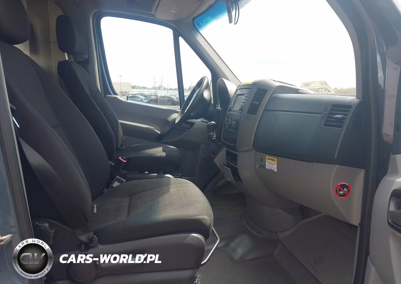 2018 Mercedes-Benz Sprinter 2500 Standard Roof V6 VIN:WD3PE7CD7JP628518 - 5