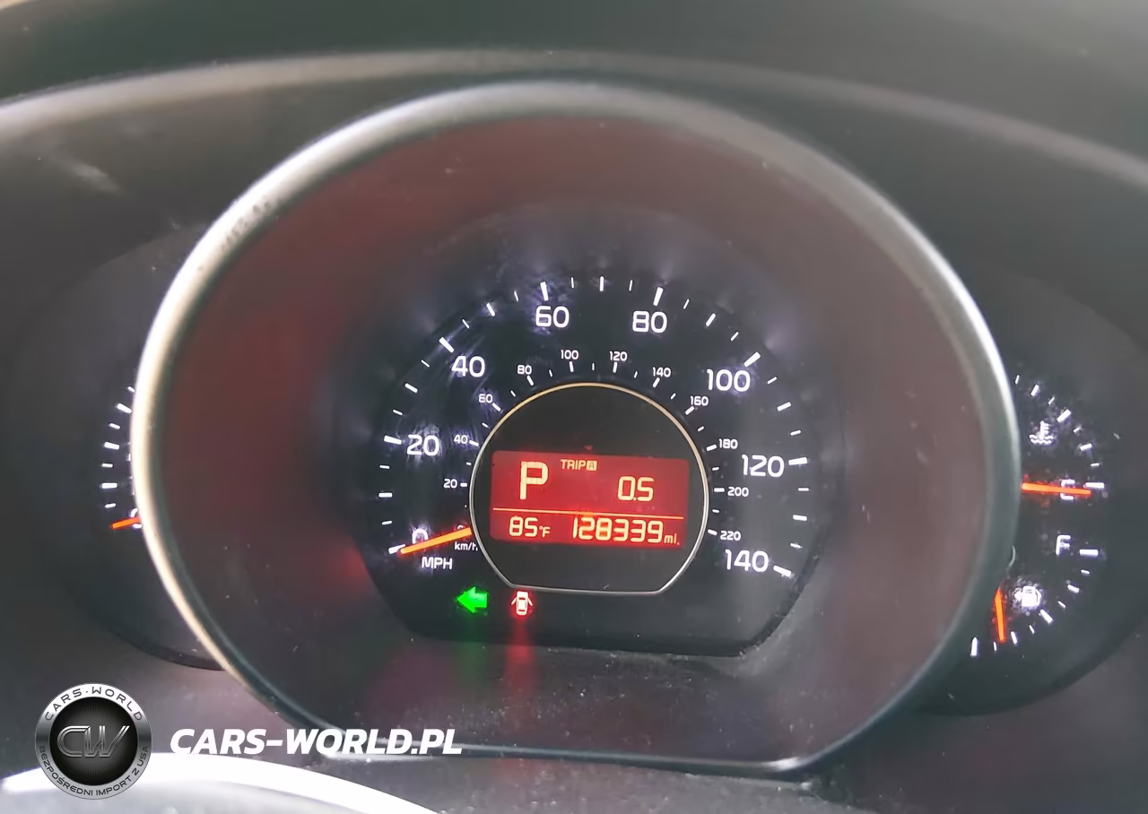 2014 Kia Soul VIN:KNDJN2A29E7001776 - 7