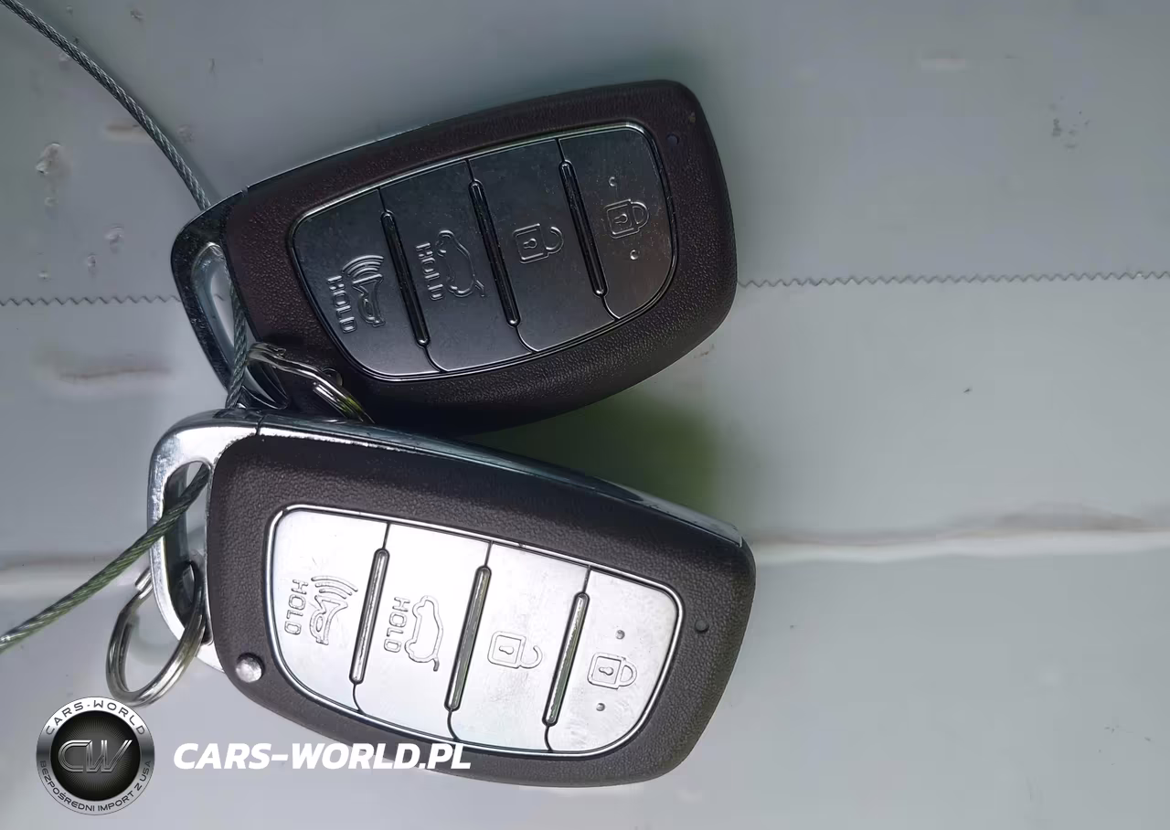2020 Hyundai Ioniq Hybrid Blue VIN:KMHC65LC2LU228900 - 11