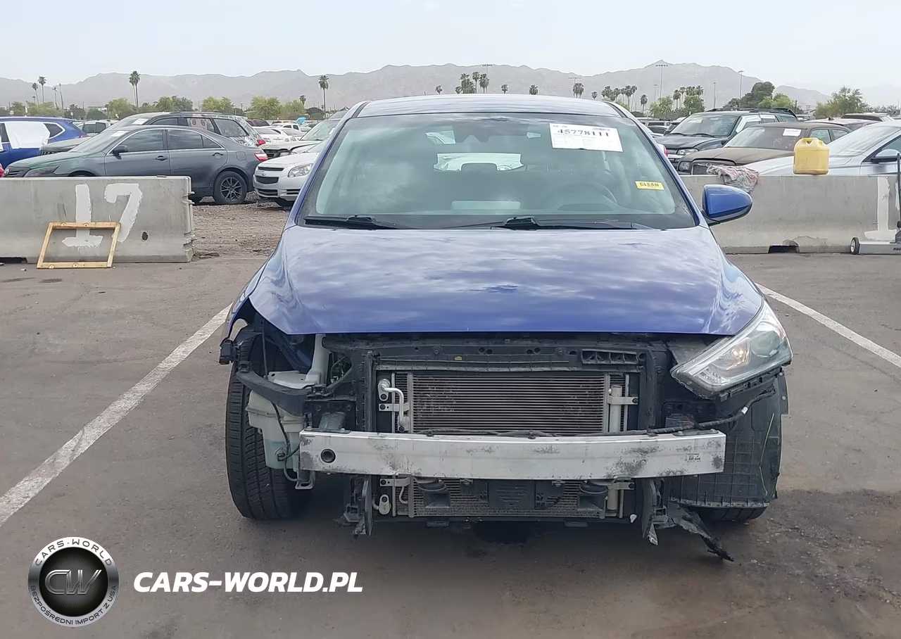 2020 Hyundai Ioniq Hybrid Blue VIN:KMHC65LC2LU228900 - 13