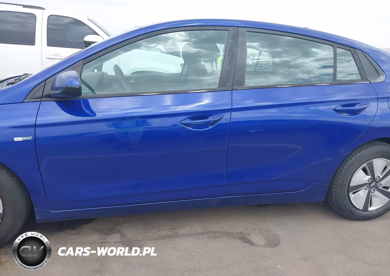 2020 Hyundai Ioniq Hybrid Blue VIN:KMHC65LC2LU228900 - 15