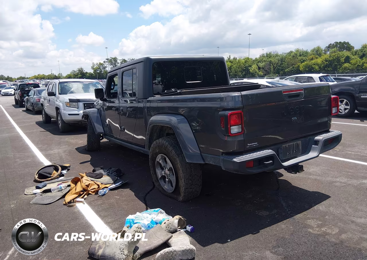 2023 Jeep Gladiator Sport S 4X4 VIN:1C6HJTAG4PL588238 - 3