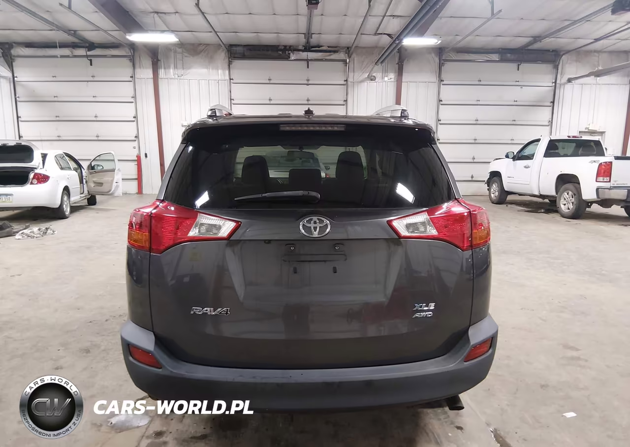 2015 Toyota Rav4 Xle VIN:2T3RFREV9FW370494 - 16