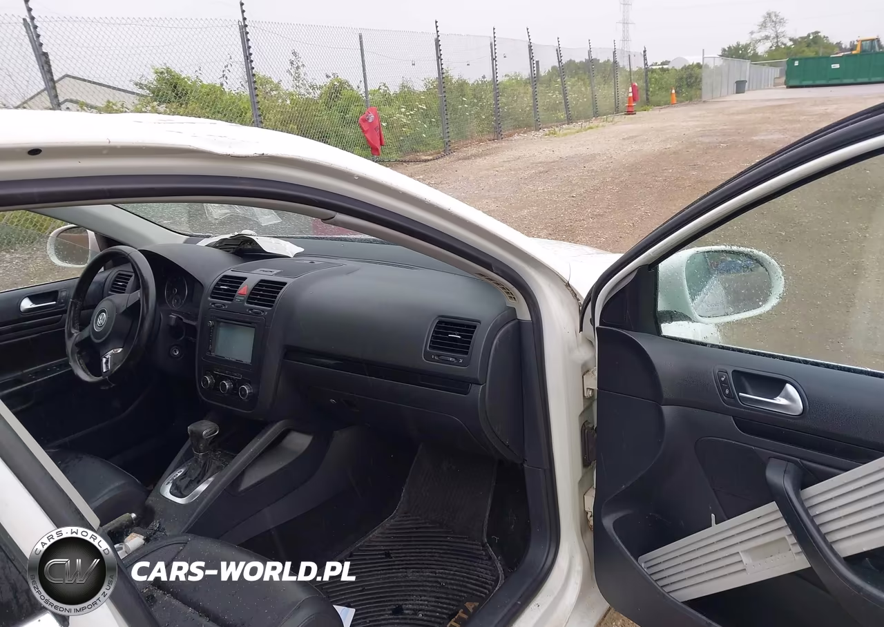 2010 Volkswagen Jetta Se VIN:3VWRZ7AJ8AM049908 - 5