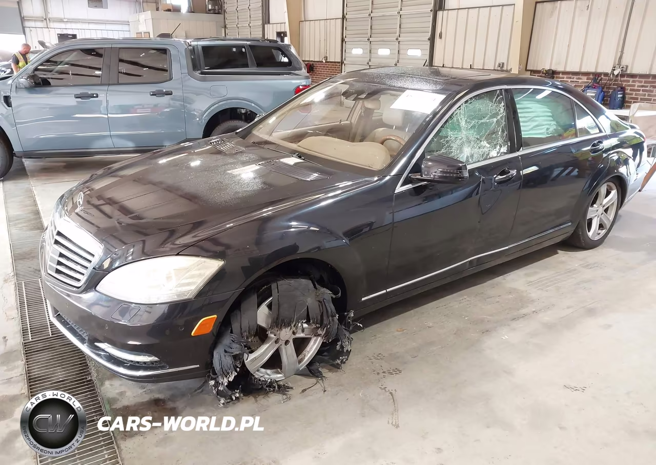 2010 Mercedes-Benz S 550 VIN:WDDNG7BB8AA329507 - 2