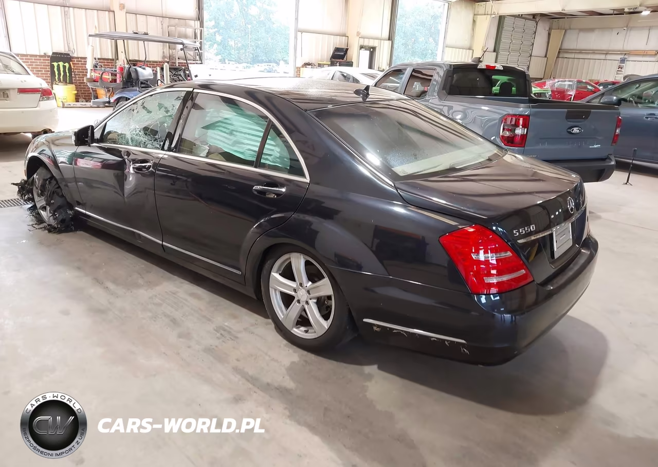 2010 Mercedes-Benz S 550 VIN:WDDNG7BB8AA329507 - 3