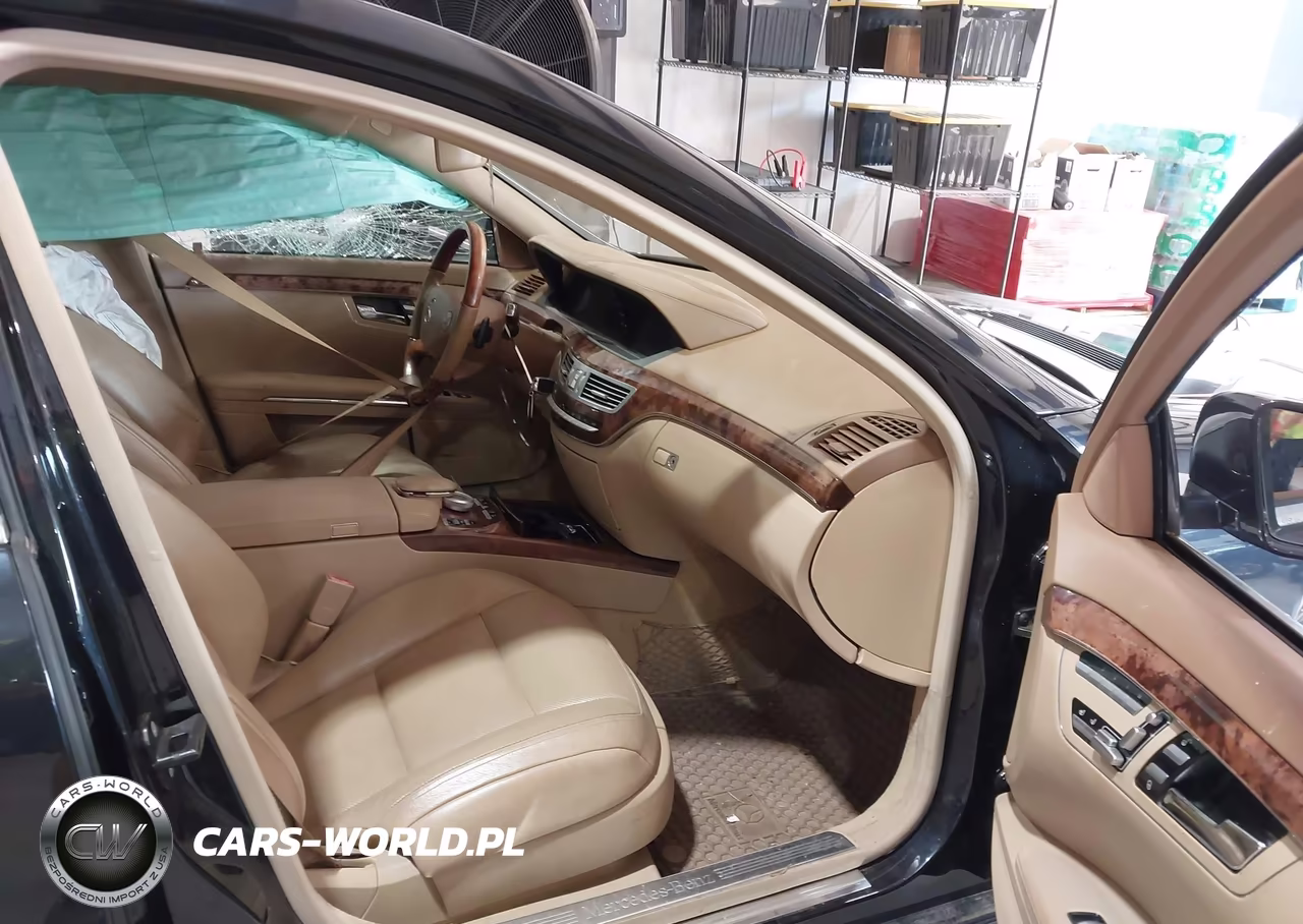 2010 Mercedes-Benz S 550 VIN:WDDNG7BB8AA329507 - 5