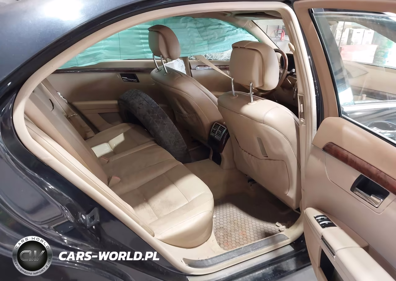 2010 Mercedes-Benz S 550 VIN:WDDNG7BB8AA329507 - 8