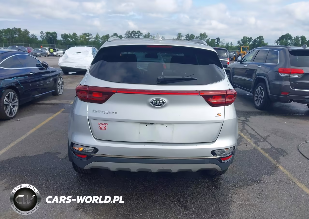 2020 Kia Sportage S VIN:KNDP63AC4L7658116 - 17