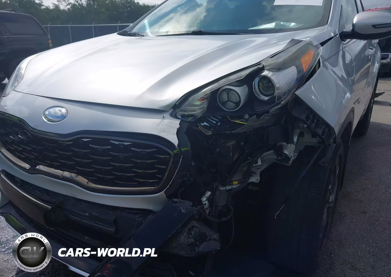 2020 Kia Sportage S VIN:KNDP63AC4L7658116 - 6