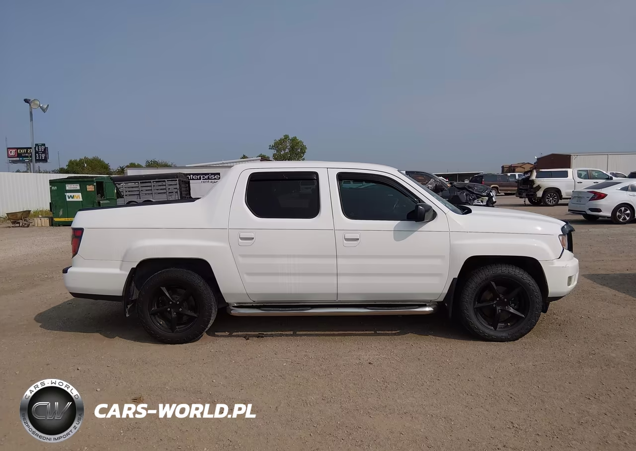 2014 Honda Ridgeline Sport VIN:5FPYK1F70EB003326 - 13