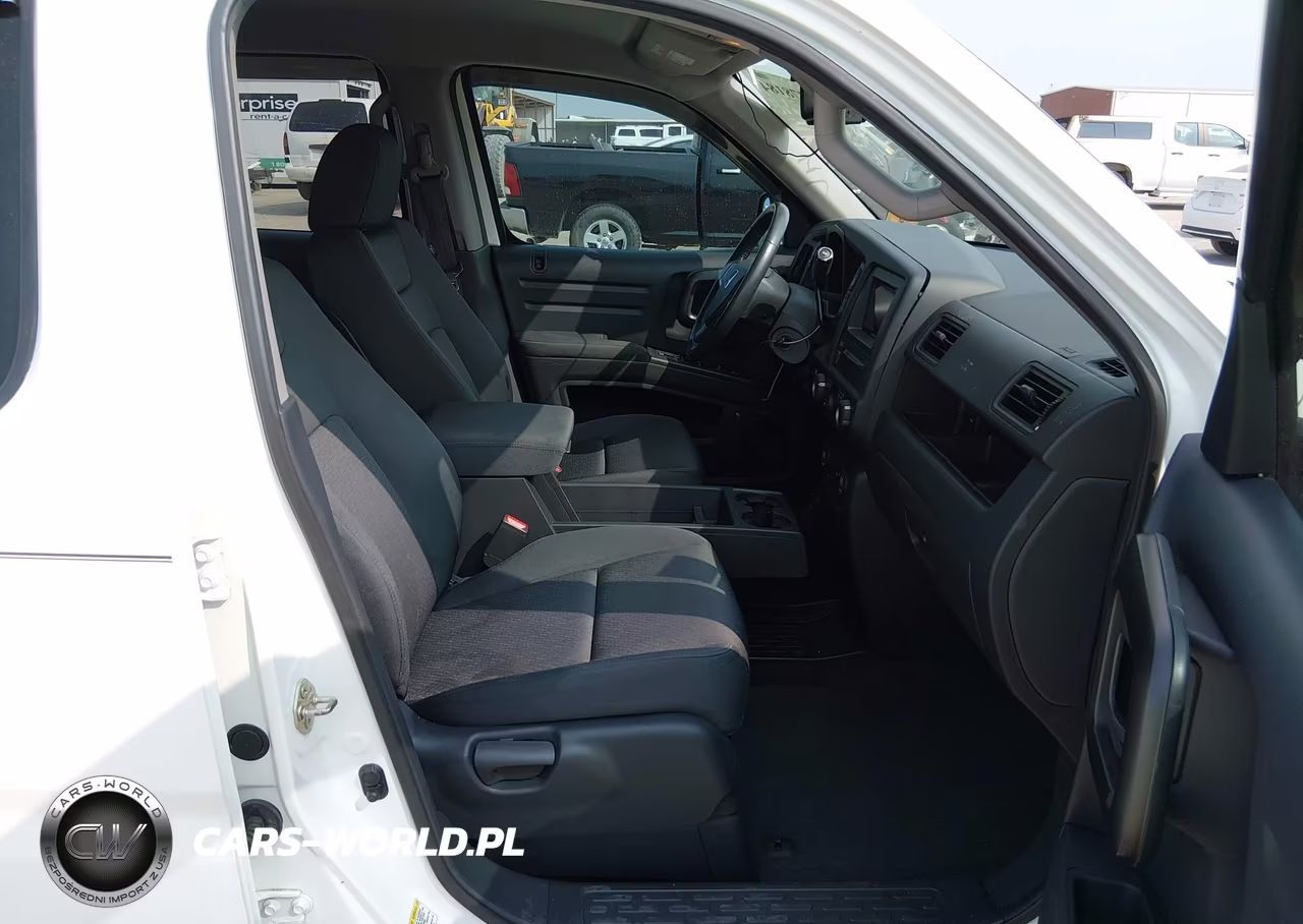 2014 Honda Ridgeline Sport VIN:5FPYK1F70EB003326 - 5