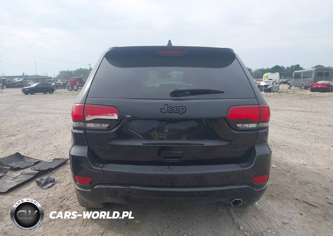 2020 Jeep Grand Cherokee Altitude 4X4 VIN:1C4RJFAG5LC104392 - 16