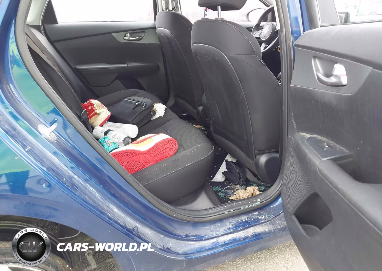 2021 Kia Forte Lxs VIN:3KPF24AD8ME343777 - 8